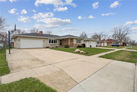 3435 25th Avenue Marion IA 52302