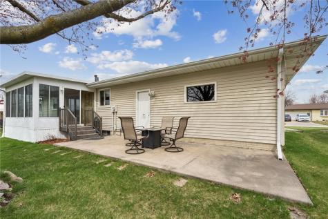 3435 25th Avenue Marion IA 52302