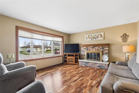 3435 25th Avenue Marion IA 52302