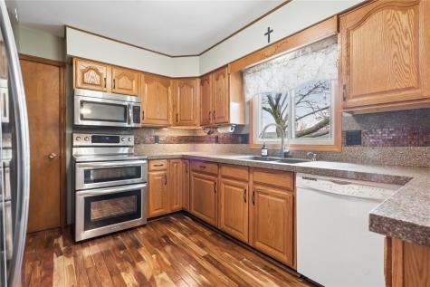 3435 25th Avenue Marion IA 52302