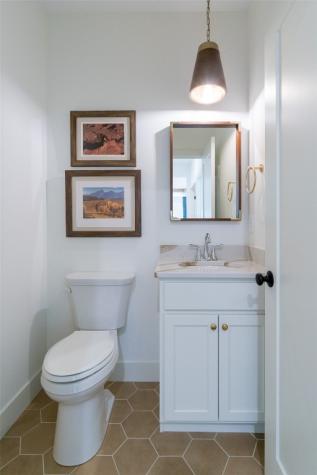 3149 Windsor Drive Robins IA 52328