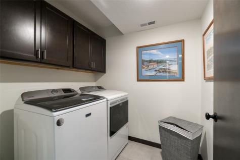 3149 Windsor Drive Robins IA 52328