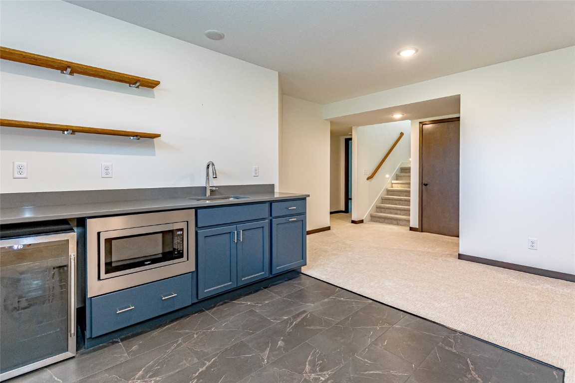 3149 Windsor Drive Robins IA 52328
