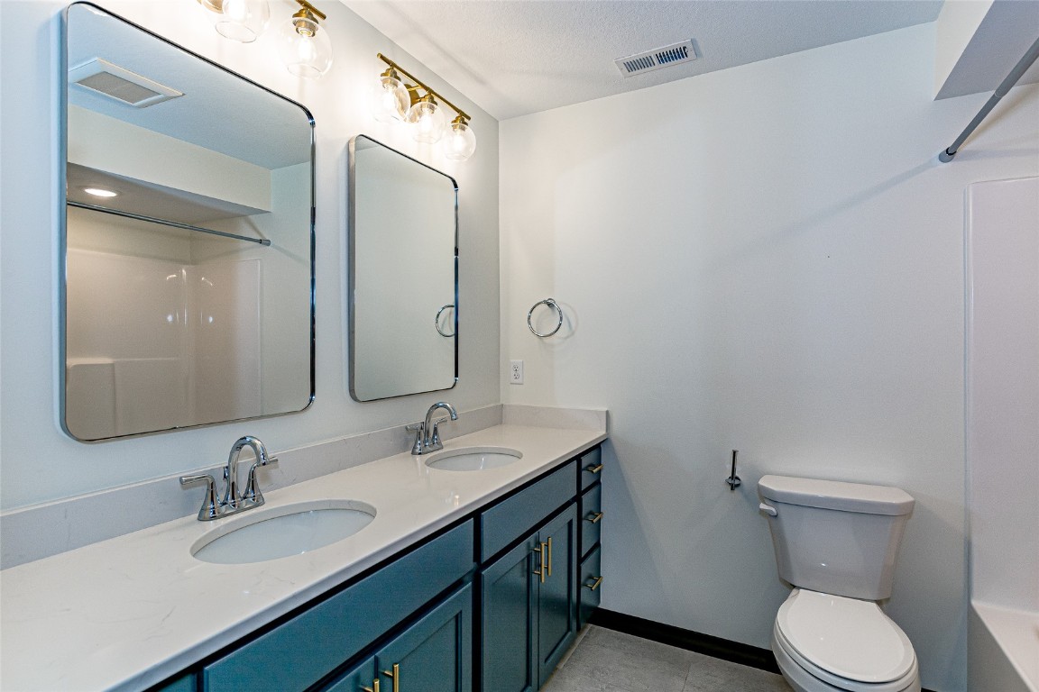 3149 Windsor Drive Robins IA 52328
