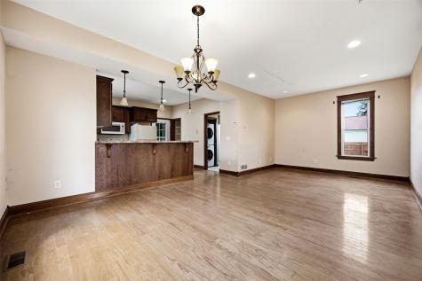 712 6th Street SW Cedar Rapids IA 52404