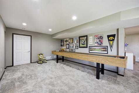 1822 Wycliffe Court SW Cedar Rapids IA 52404