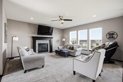 1822 Wycliffe Court SW Cedar Rapids IA 52404