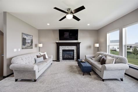 1822 Wycliffe Court SW Cedar Rapids IA 52404