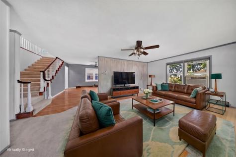 113 Chaffee Drive Hiawatha IA 52233