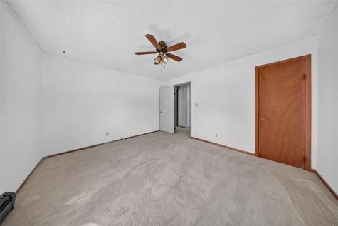 113 Chaffee Drive Hiawatha IA 52233