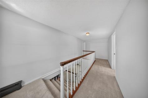 113 Chaffee Drive Hiawatha IA 52233