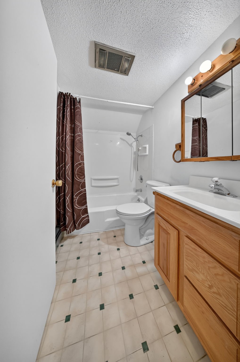113 Chaffee Drive Hiawatha IA 52233