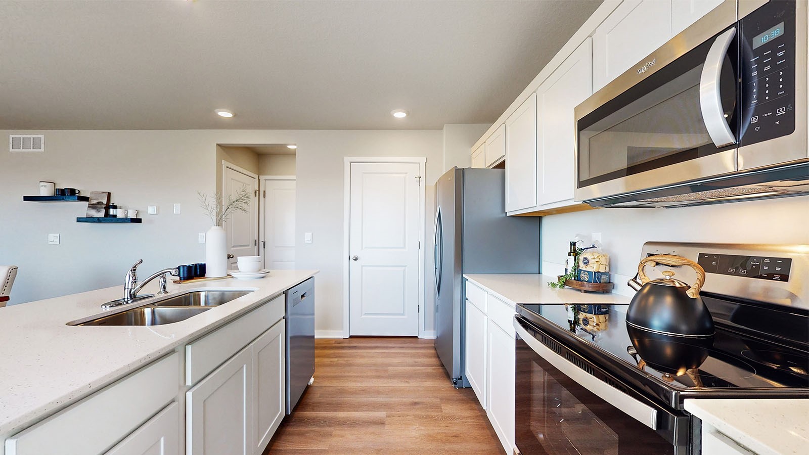 2795 Cecelia Drive Hiawatha IA 52233