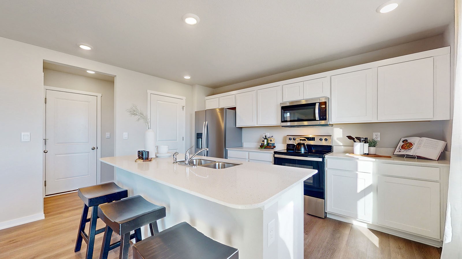 2795 Cecelia Drive Hiawatha IA 52233