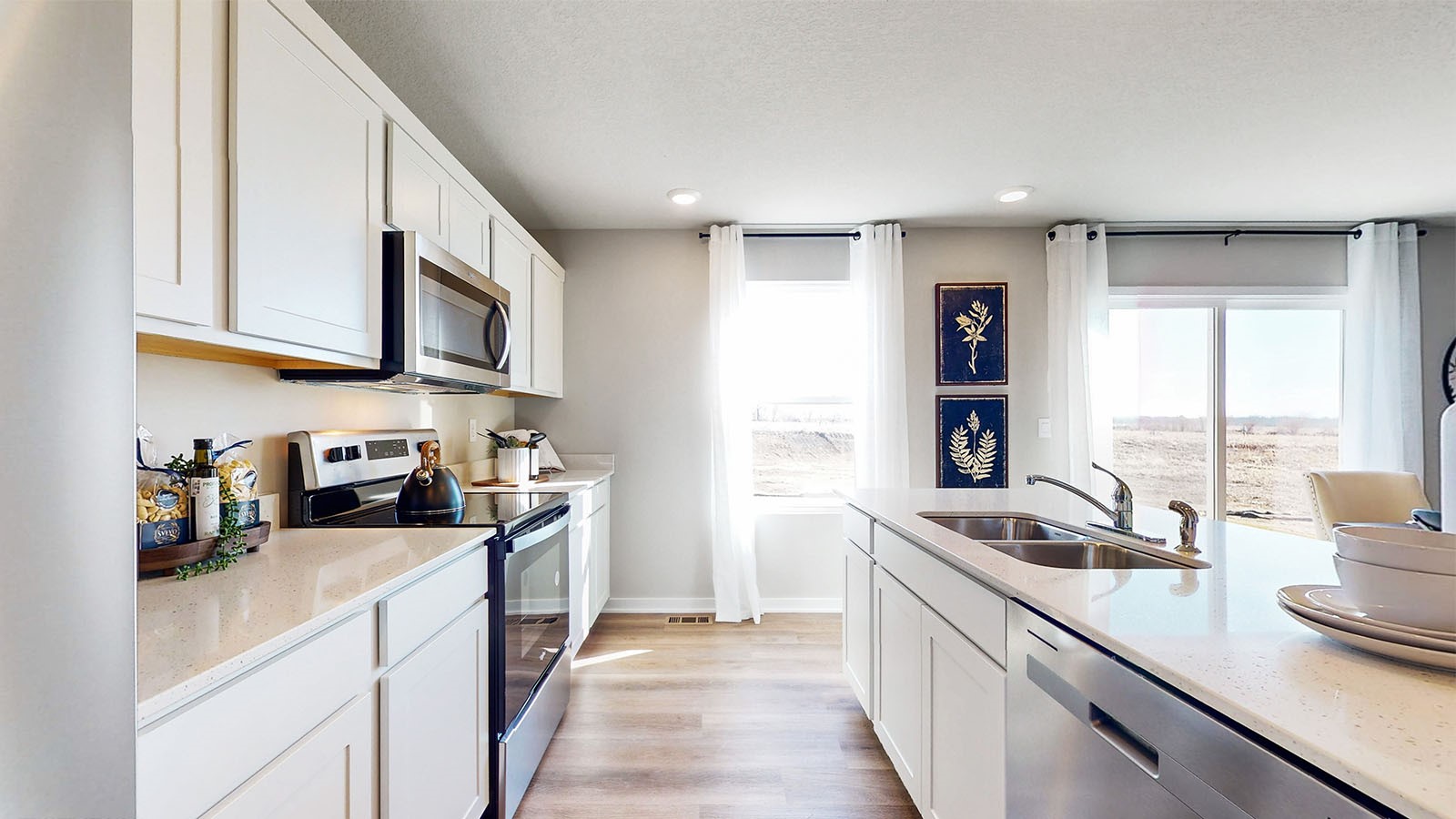 2795 Cecelia Drive Hiawatha IA 52233