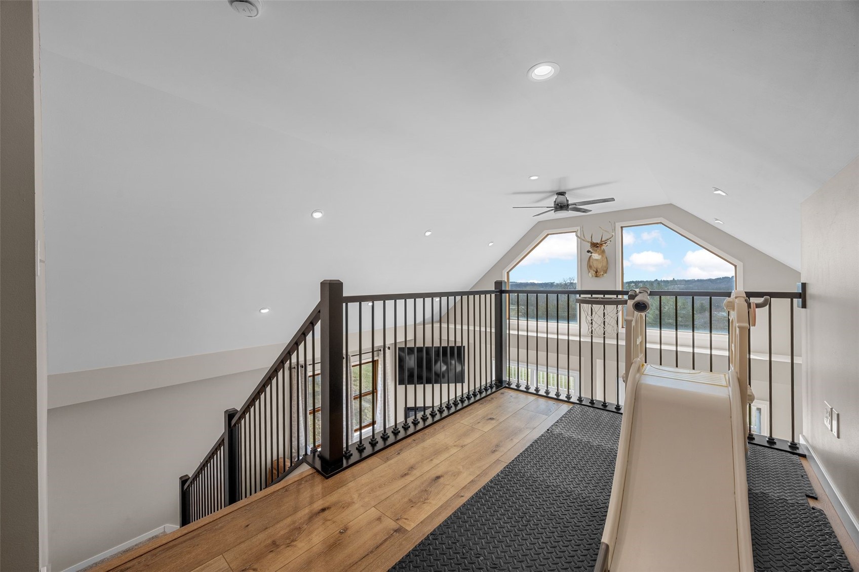 4903 Valley Farm Road Central City IA 52214