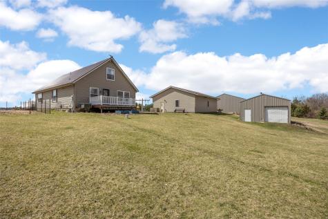 4903 Valley Farm Road Central City IA 52214