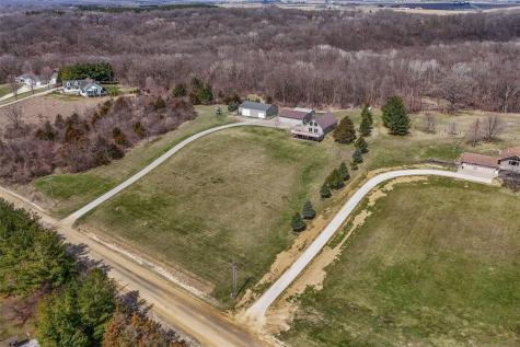 4903 Valley Farm Road Central City IA 52214