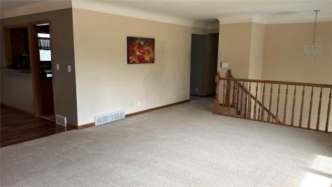 1826 Garry Avenue NW Cedar Rapids IA 52405