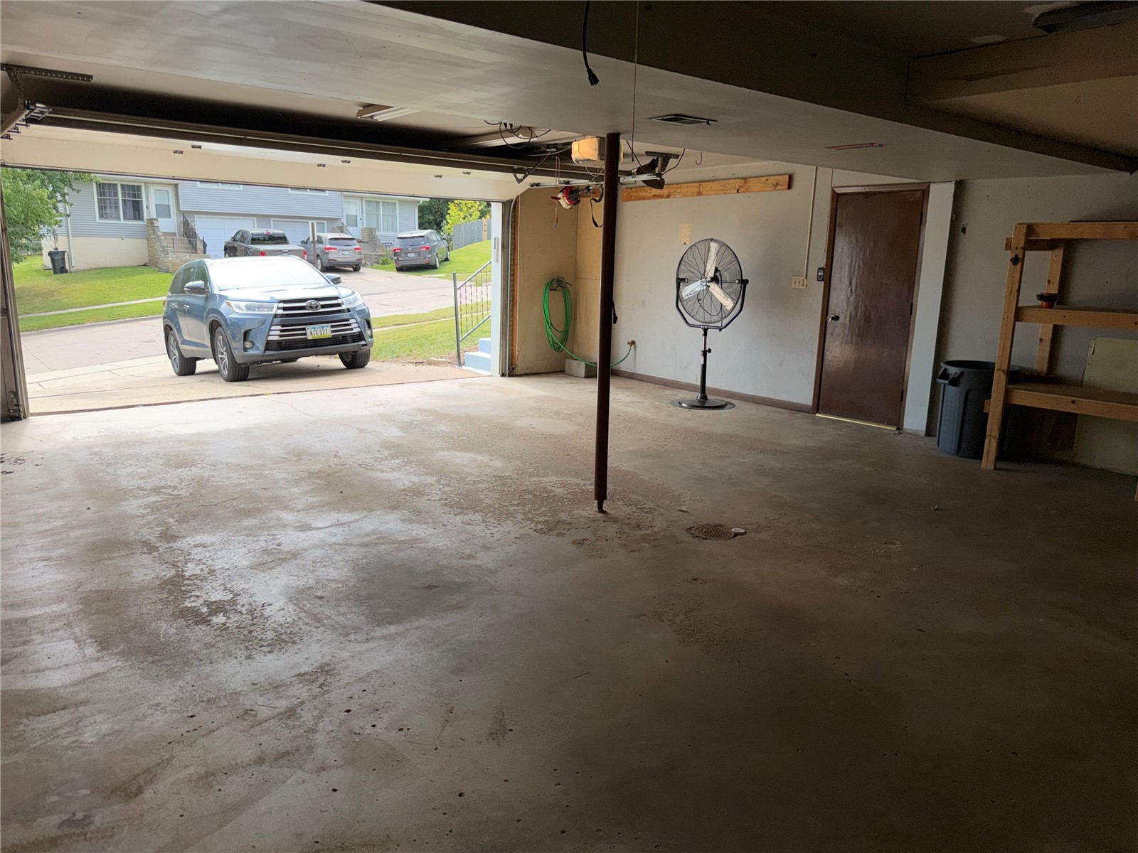 1826 Garry Avenue NW Cedar Rapids IA 52405