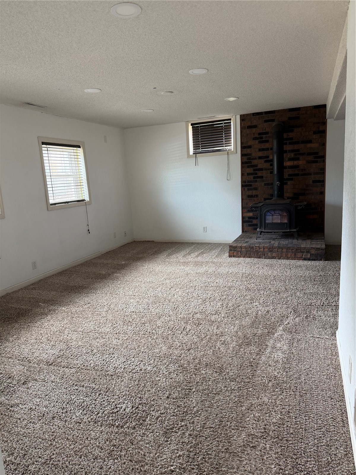1826 Garry Avenue NW Cedar Rapids IA 52405