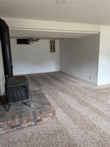 1826 Garry Avenue NW Cedar Rapids IA 52405
