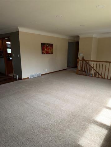 1826 Garry Avenue NW Cedar Rapids IA 52405