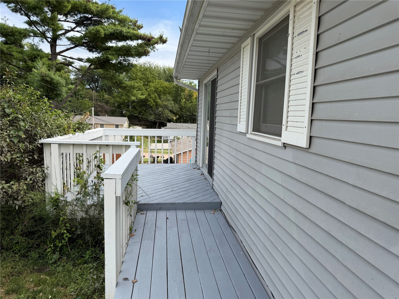 1826 Garry Avenue NW Cedar Rapids IA 52405