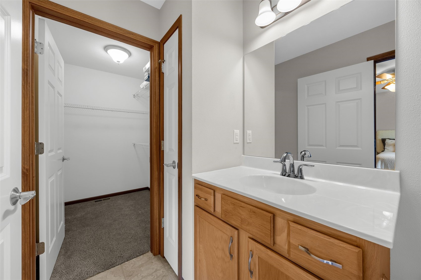 8520 Grand Oaks Drive NE Cedar Rapids IA 52402