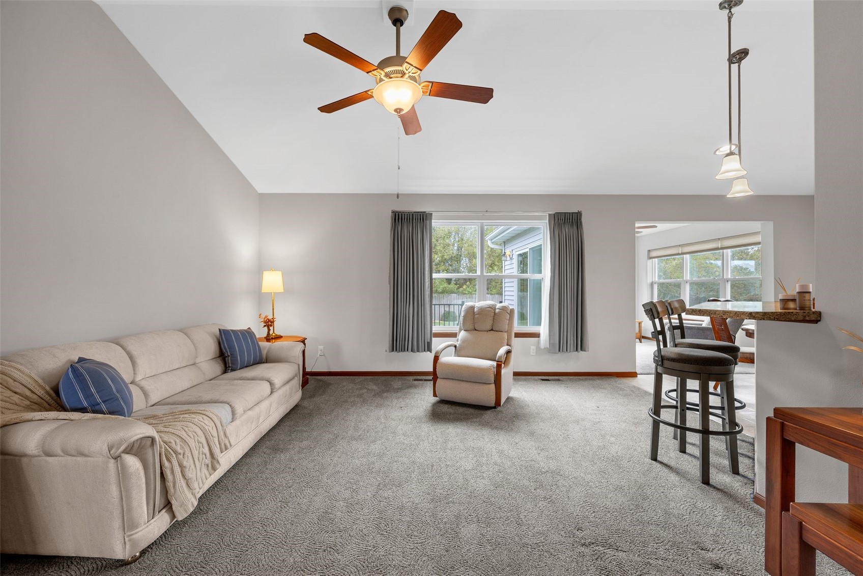 8520 Grand Oaks Drive NE Cedar Rapids IA 52402