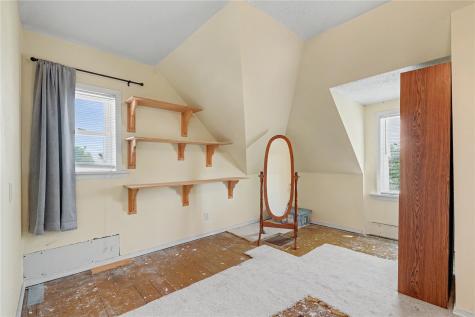 7188 28th Avenue Newhall IA 52315