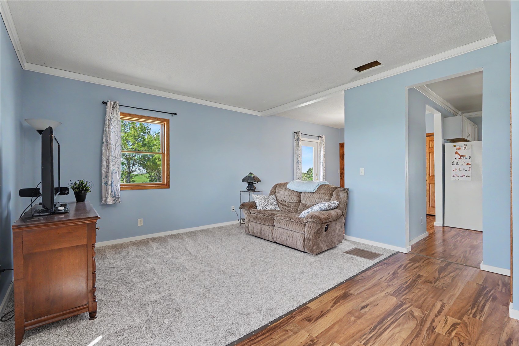 7188 28th Avenue Newhall IA 52315