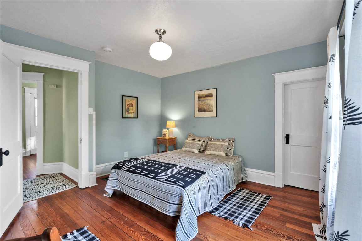 124 34th Street NE Cedar Rapids IA 52402