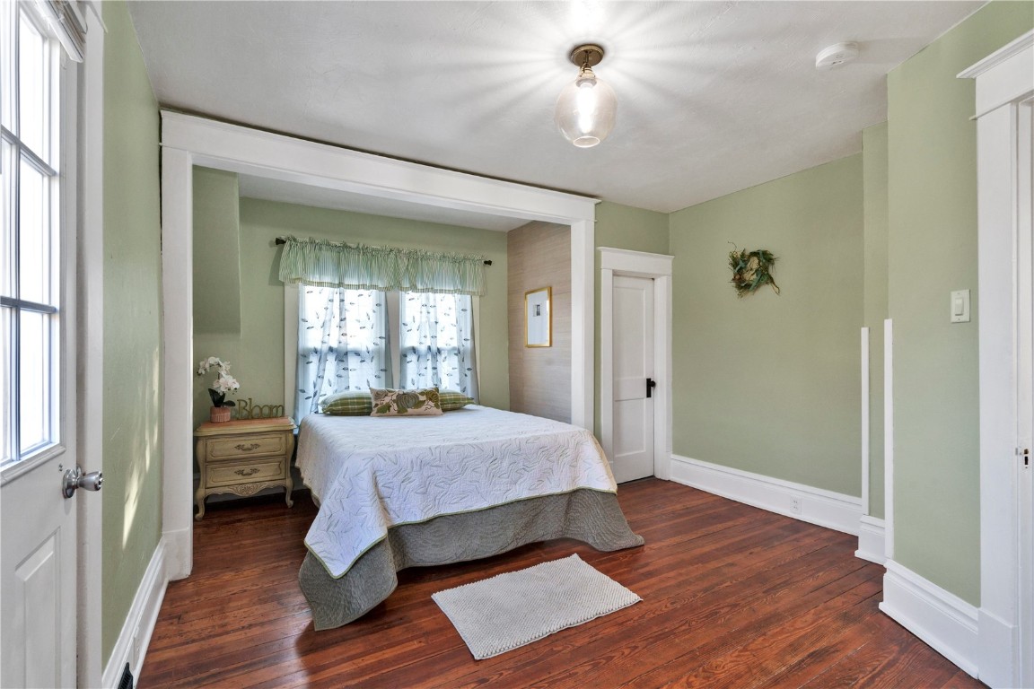 124 34th Street NE Cedar Rapids IA 52402