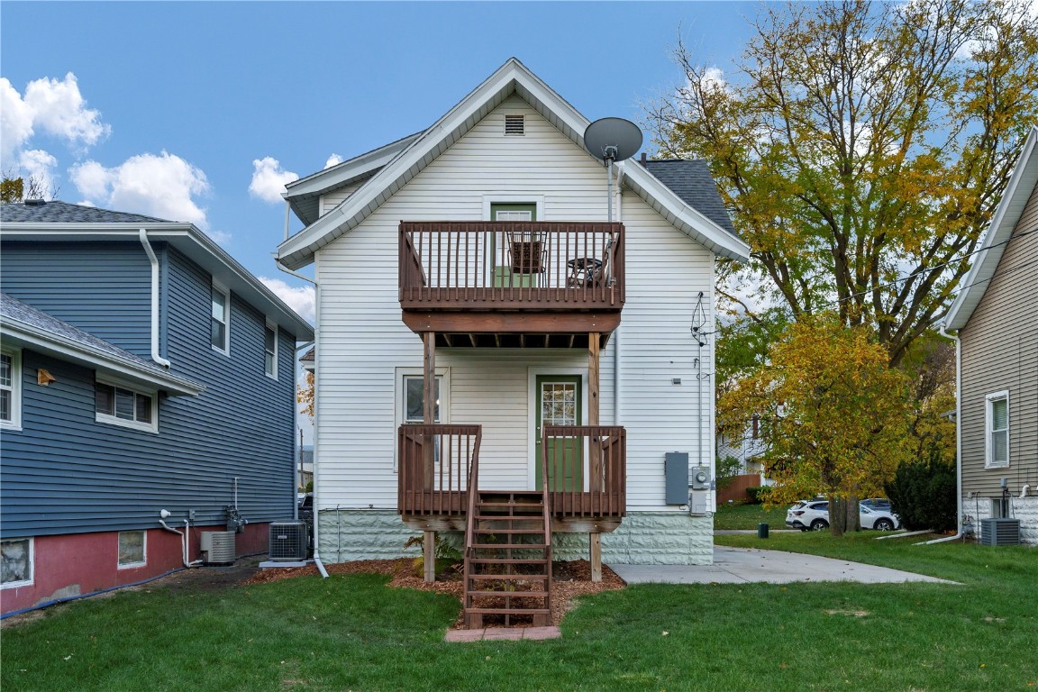 124 34th Street NE Cedar Rapids IA 52402