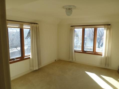301 Riverside Drive Charles City IA 50616