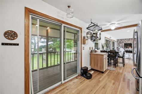324 Lake View Drive NE Solon IA 52333
