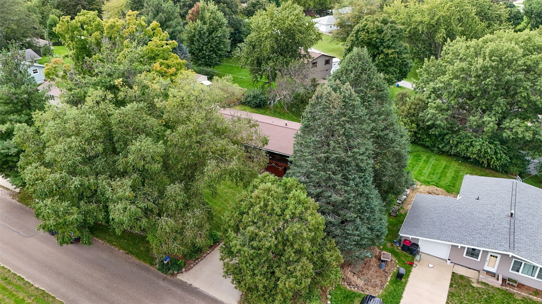 324 Lake View Drive NE Solon IA 52333