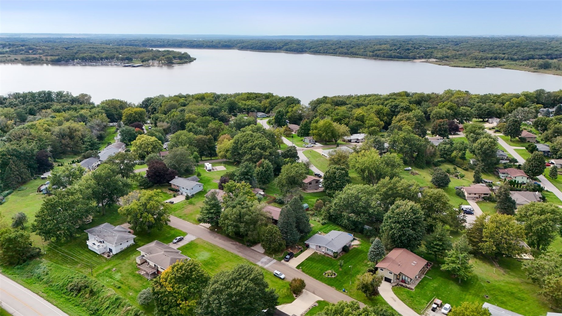 324 Lake View Drive NE Solon IA 52333