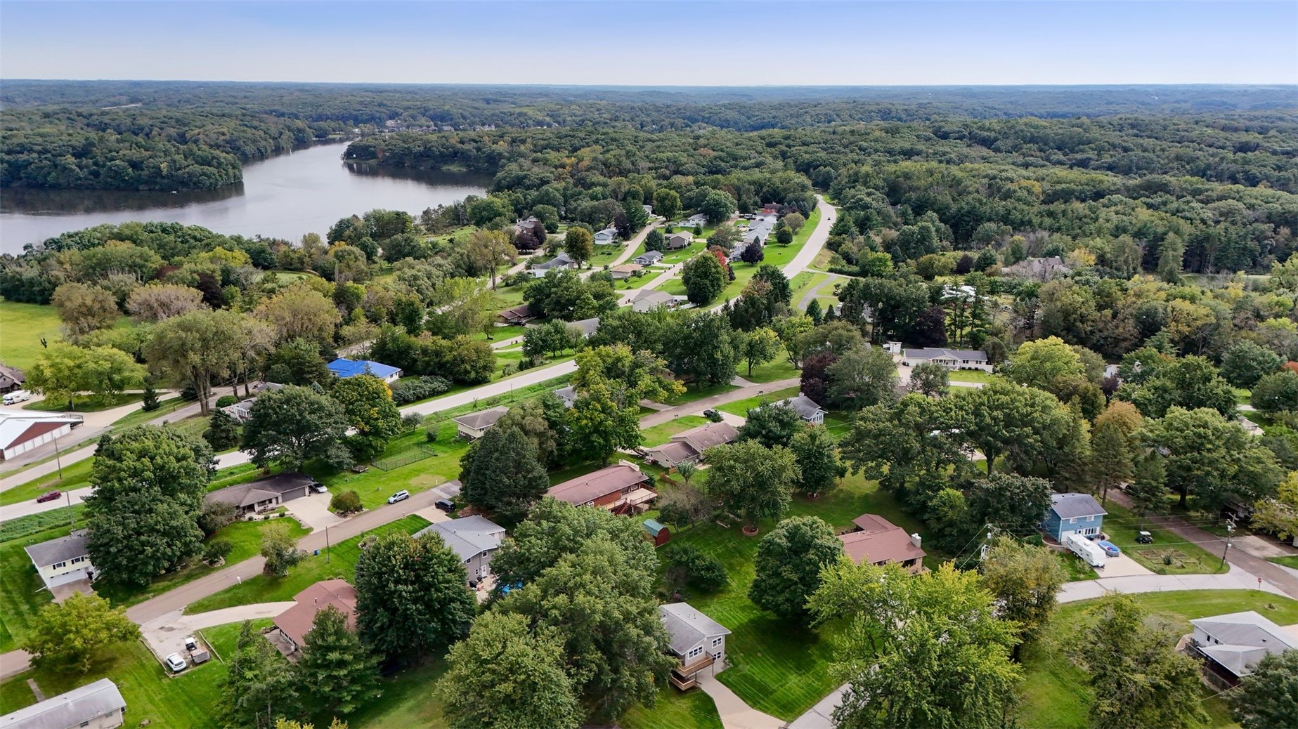 324 Lake View Drive NE Solon IA 52333