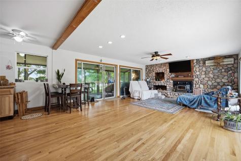 324 Lake View Drive NE Solon IA 52333