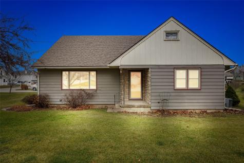 1000 E 3rd Street Anamosa IA 52205