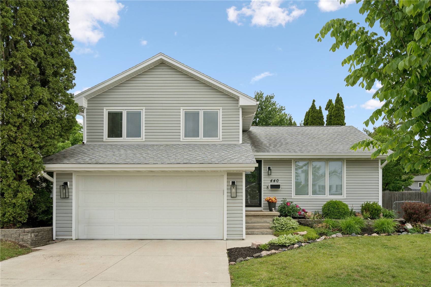 440 Peace Avenue NW Cedar Rapids IA 52405