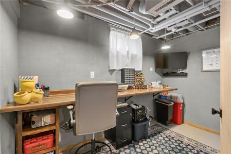 440 Peace Avenue NW Cedar Rapids IA 52405