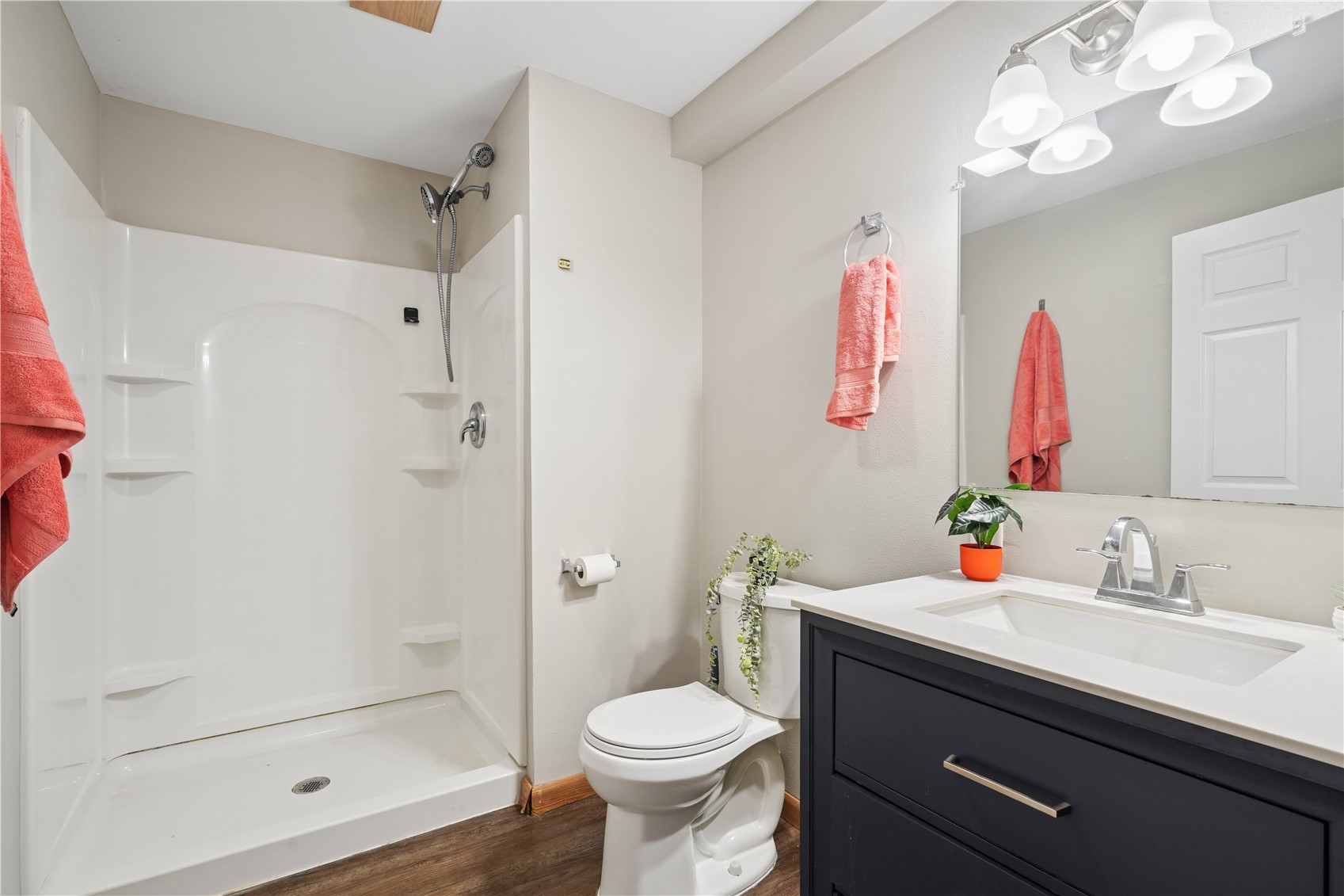 1510 North Drive Ely IA 52227