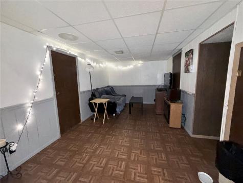 5200 Holly Avenue Cedar Rapids IA 52405