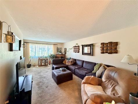 5200 Holly Avenue Cedar Rapids IA 52405