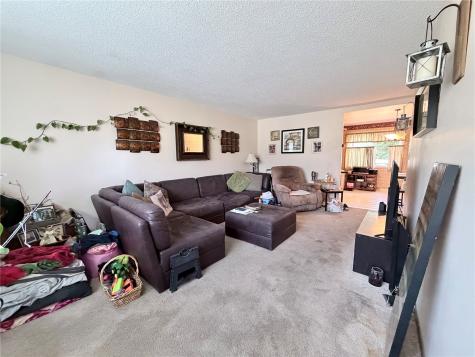 5200 Holly Avenue Cedar Rapids IA 52405