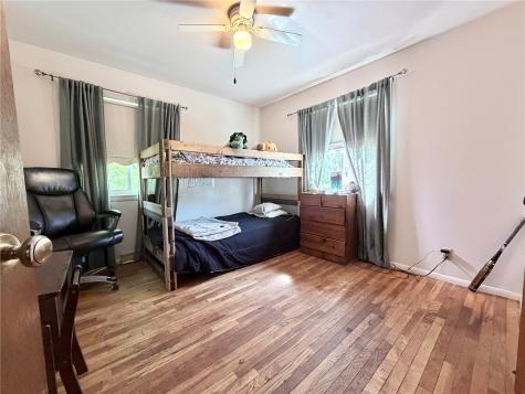 5200 Holly Avenue Cedar Rapids IA 52405