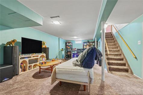 1317 Memorial Drive Cedar Rapids IA 52403